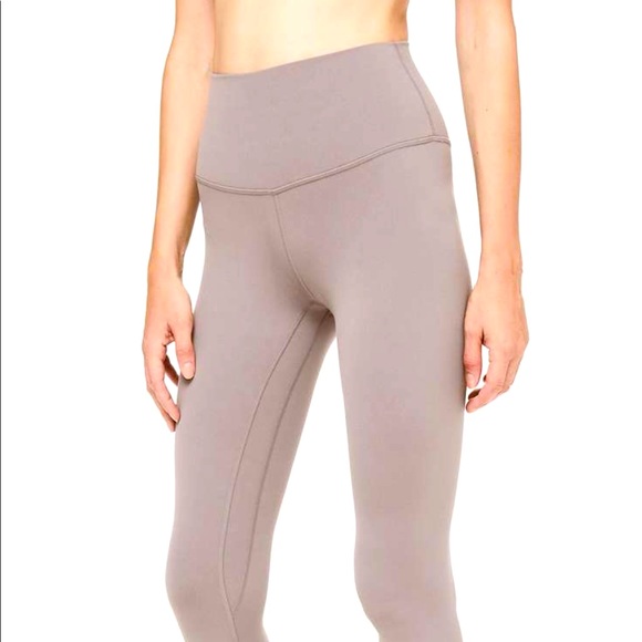 ISO lululemon lunar rock align legging/joggers 4/6 - Picture 1 of 1